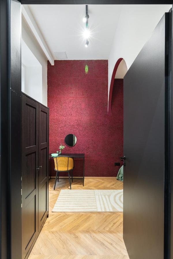 Luxury Peaceful Apartment By The St Stephen'S Basilica Budapest Exterior photo